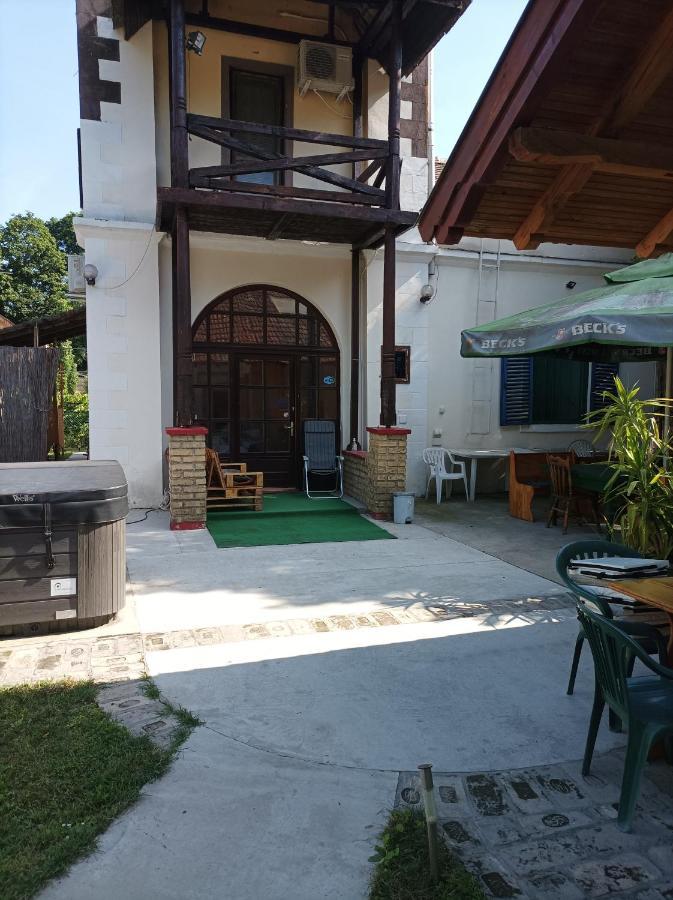 Nemeth Apartman Palić エクステリア 写真